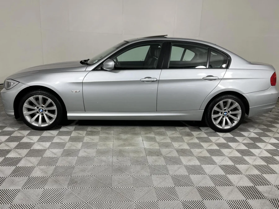 Used 2012 BMW 3 Series 320i Innovations - WeBuyCars The Dome