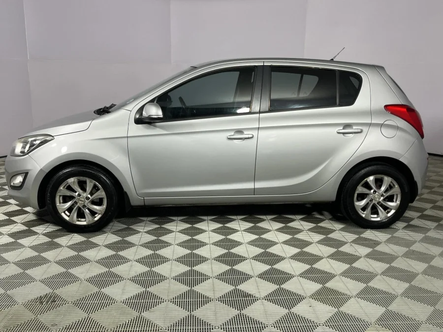 Used 2013 Hyundai i20 1.4 Fluid - WeBuyCars Durban