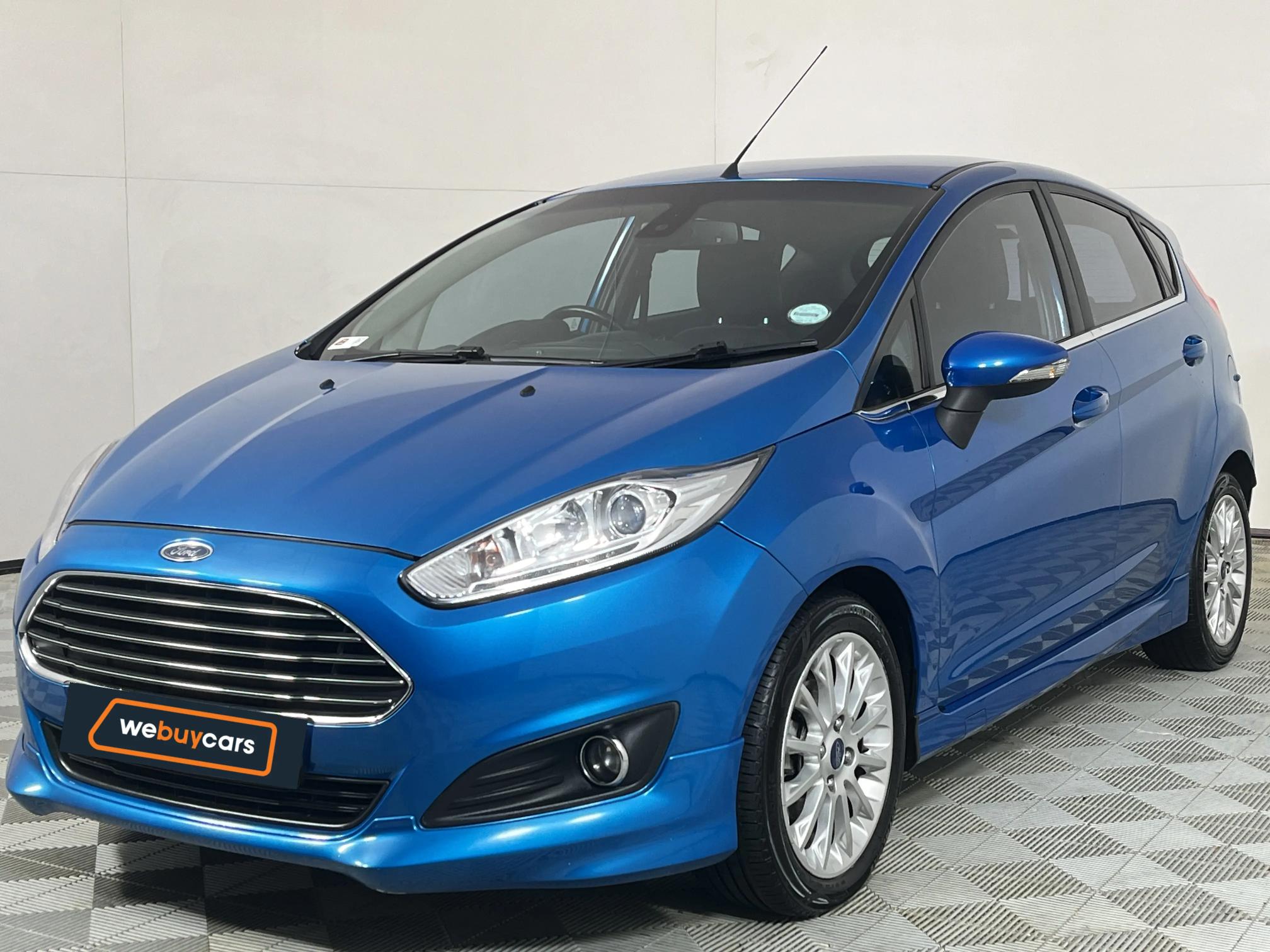 Used 2015 Ford Fiesta 5-door 1.0T Titanium auto
