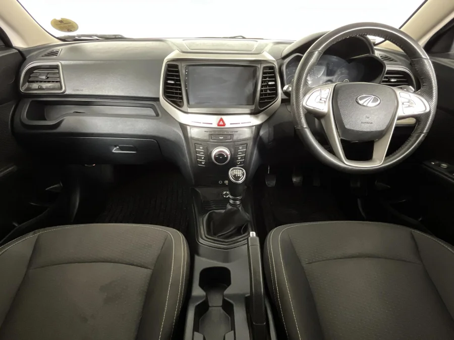 Used 2022 Mahindra XUV300 1.2T W6 - WeBuyCars Gqeberha