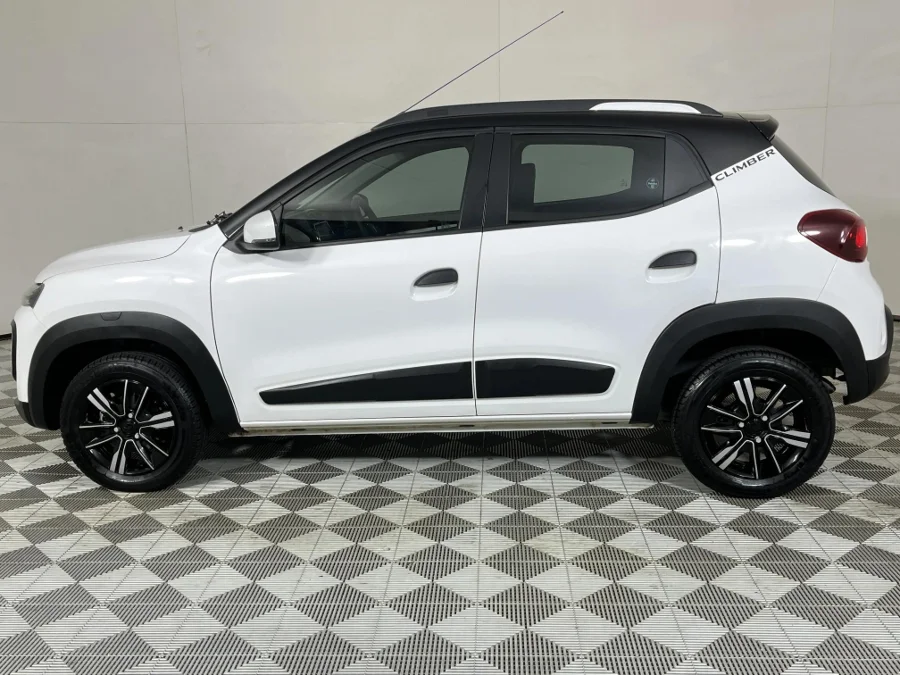 Used 2024 Renault Kwid 1.0 Climber auto - WeBuyCars JHB South