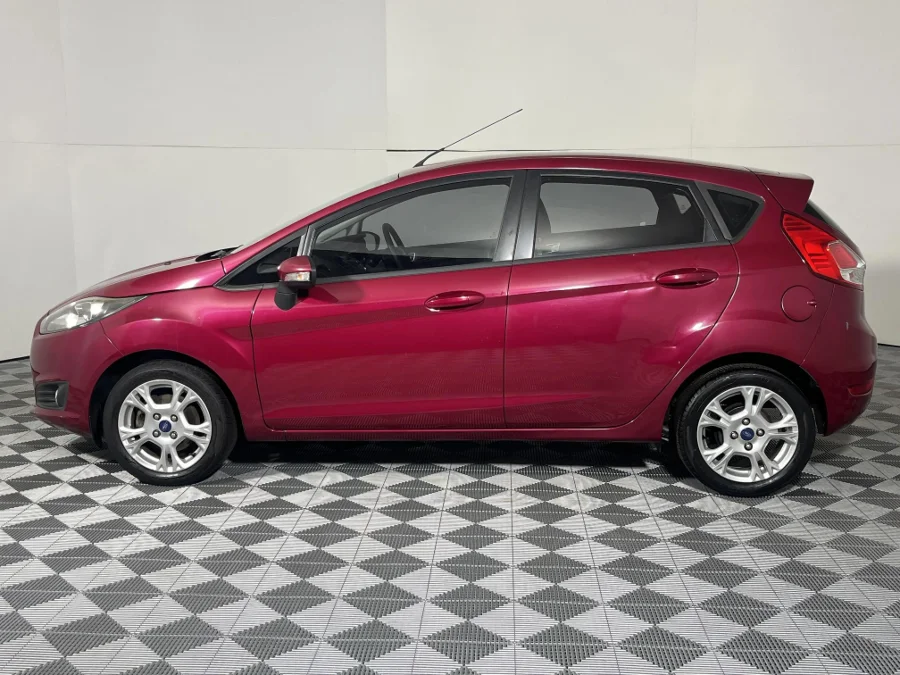 Used 2013 Ford Fiesta 5-door 1.4 Trend - WeBuyCars Montana