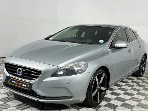 Used 2013 Volvo V40 T3 Excel