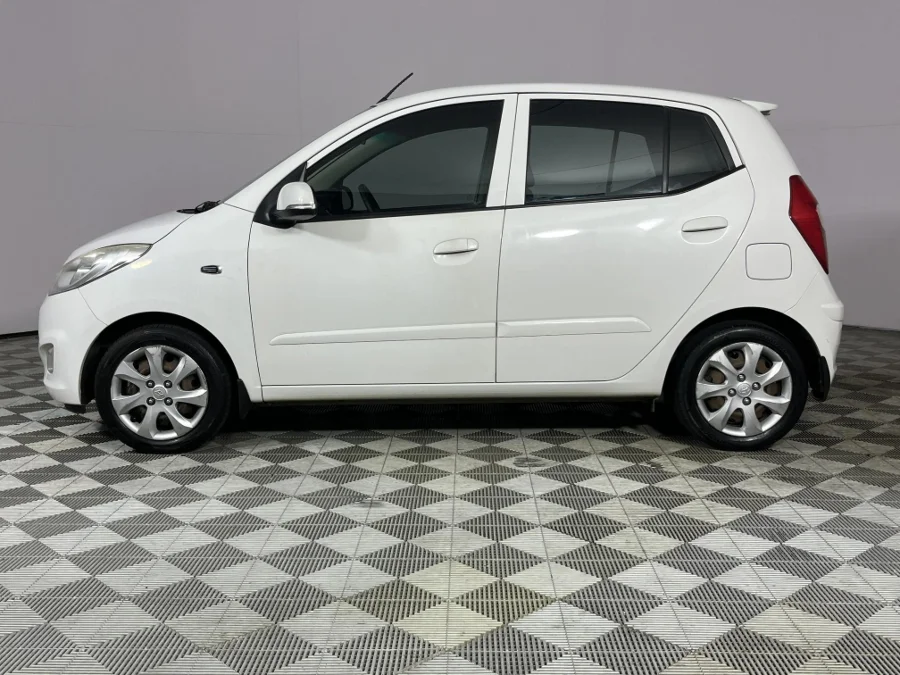 Used 2015 Hyundai i10 1.25 Glide Limited Edition - WeBuyCars Lansdowne