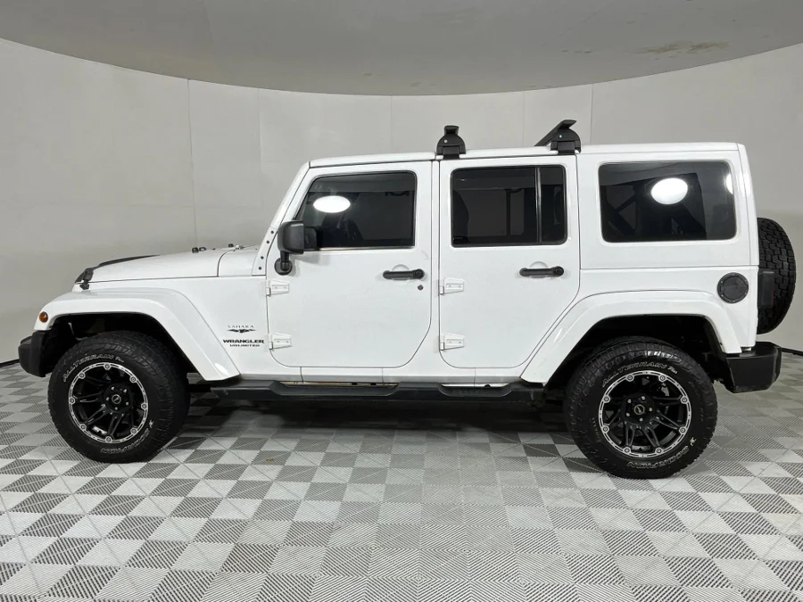 Used 2013 Jeep Wrangler Unlimited 3.8L Sahara - WeBuyCars Gqeberha Used 2013 Jeep Wrangler Unlimited 3.8L Sahara - WeBuyCars Gqeberha