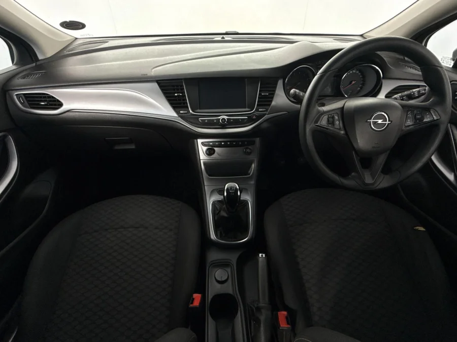 Used 2019 Opel Astra hatch 1.0T - WeBuyCars Vereeniging Used 2019 Opel Astra hatch 1.0T - WeBuyCars Vereeniging