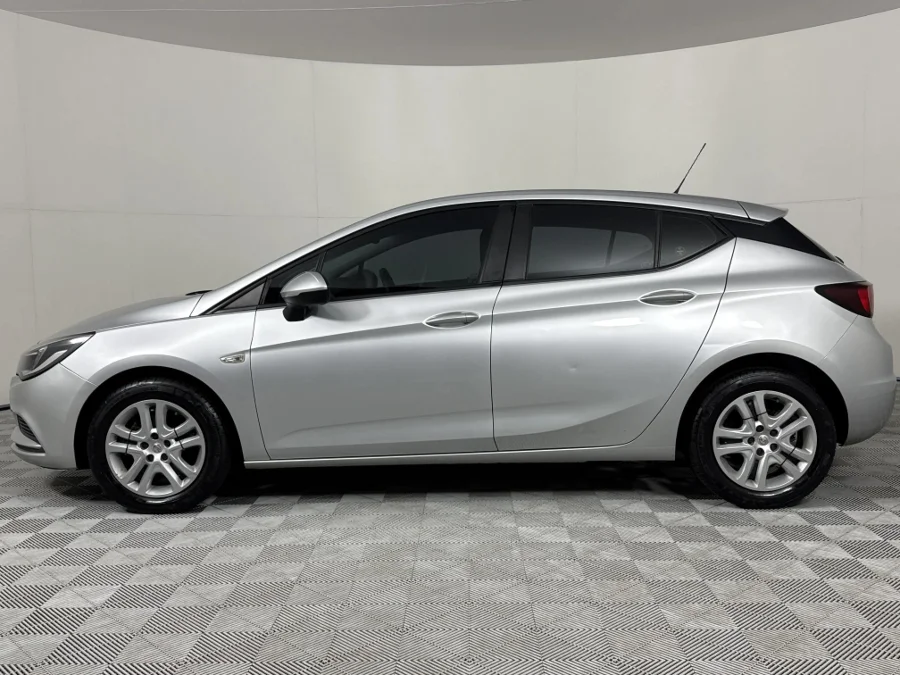 Used 2019 Opel Astra hatch 1.0T - WeBuyCars Vereeniging Used 2019 Opel Astra hatch 1.0T - WeBuyCars Vereeniging