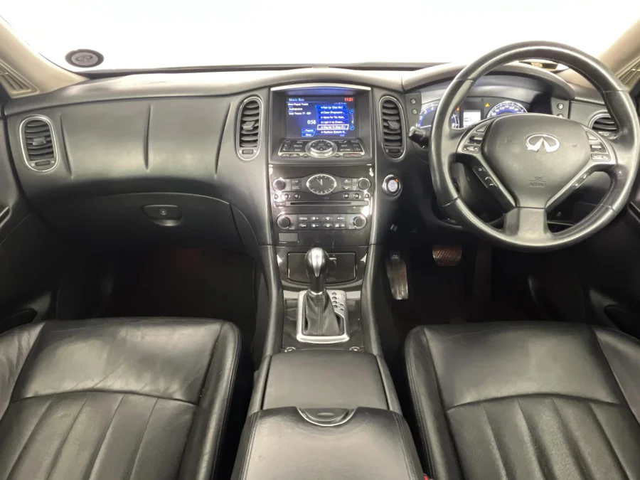 Used 2014 Infiniti QX70 3.7 GT - WeBuyCars The Dome