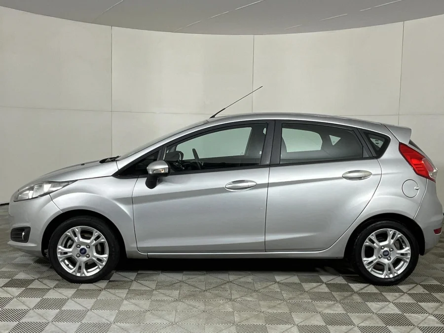 Used 2014 Ford Fiesta 5-door 1.6TDCi Trend - WeBuyCars Polokwane