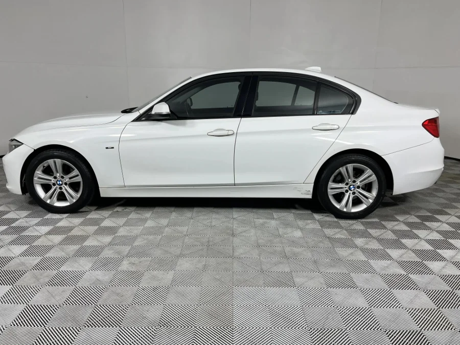 Used 2013 BMW 3 Series 320i Start - WeBuyCars Riverhorse
