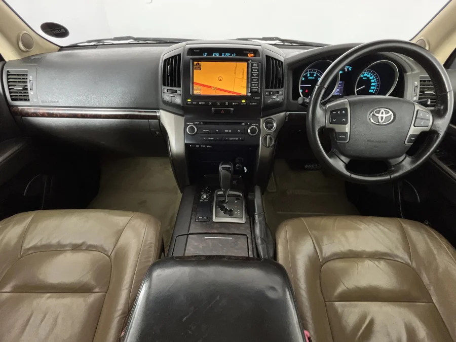 Used 2010 Toyota Land Cruiser 200 4.7 V8 VX - WeBuyCars Montana