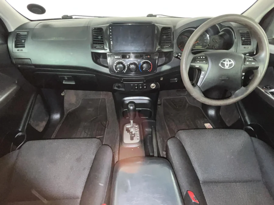 Used 2015 Toyota Fortuner 2.5D-4D - WeBuyCars Lansdowne