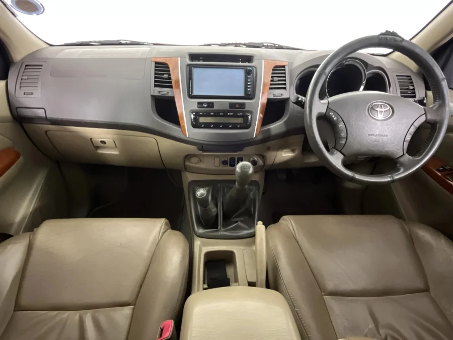 Used 2011 Toyota Fortuner 3.0D-4D 4x4 - WeBuyCars Gqeberha