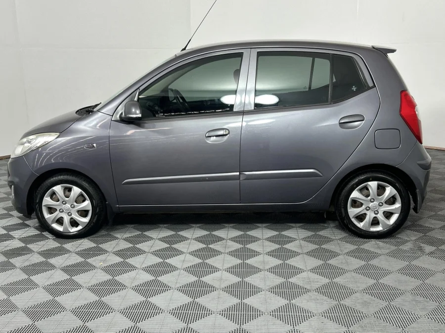 Used 2017 Hyundai i10 1.1 Motion - WeBuyCars Lansdowne