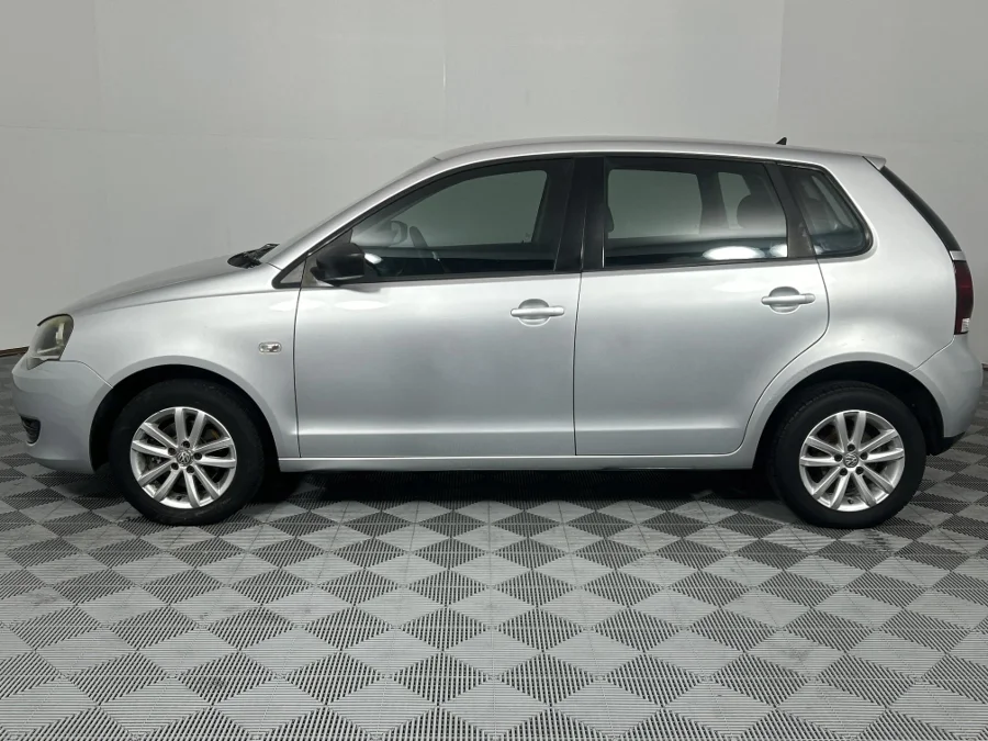 Used 2017 Volkswagen Polo Vivo hatch 1.4 Trendline - WeBuyCars Lansdowne Used 2017 Volkswagen Polo Vivo hatch 1.4 Trendline - WeBuyCars Lansdowne