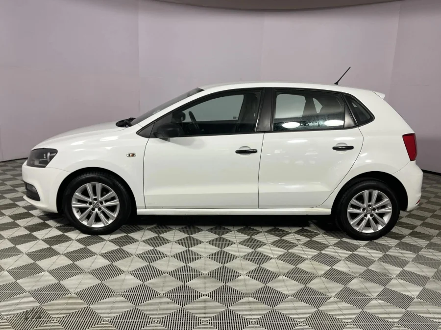 Used 2019 Volkswagen Polo Vivo hatch 1.4 Trendline - WeBuyCars Midstream