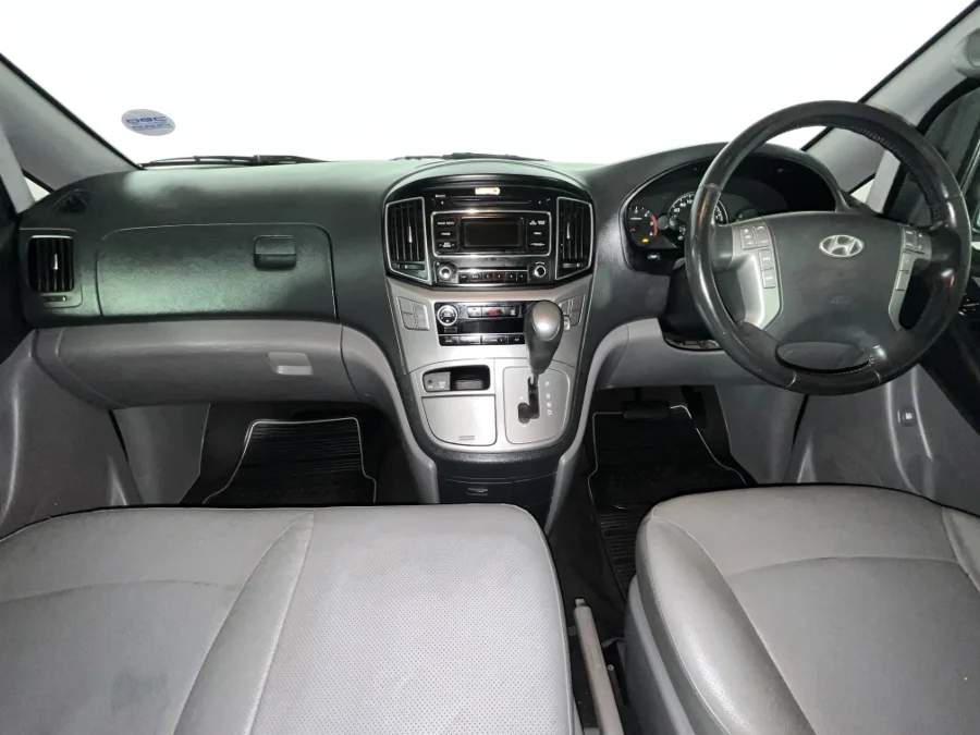 Used 2016 Hyundai H-1 2.5VGTi bus Elite 9-seater - WeBuyCars Durban Used 2016 Hyundai H-1 2.5VGTi bus Elite 9-seater - WeBuyCars Durban