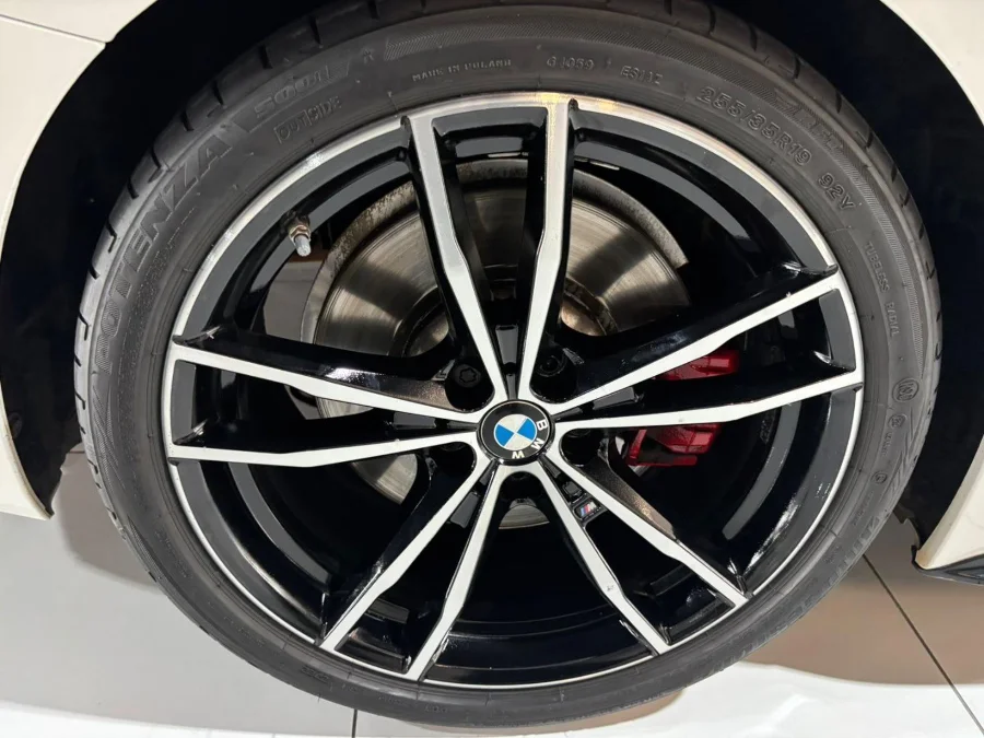 Used 2022 BMW 3 Series 320i M Sport - Avari Cars