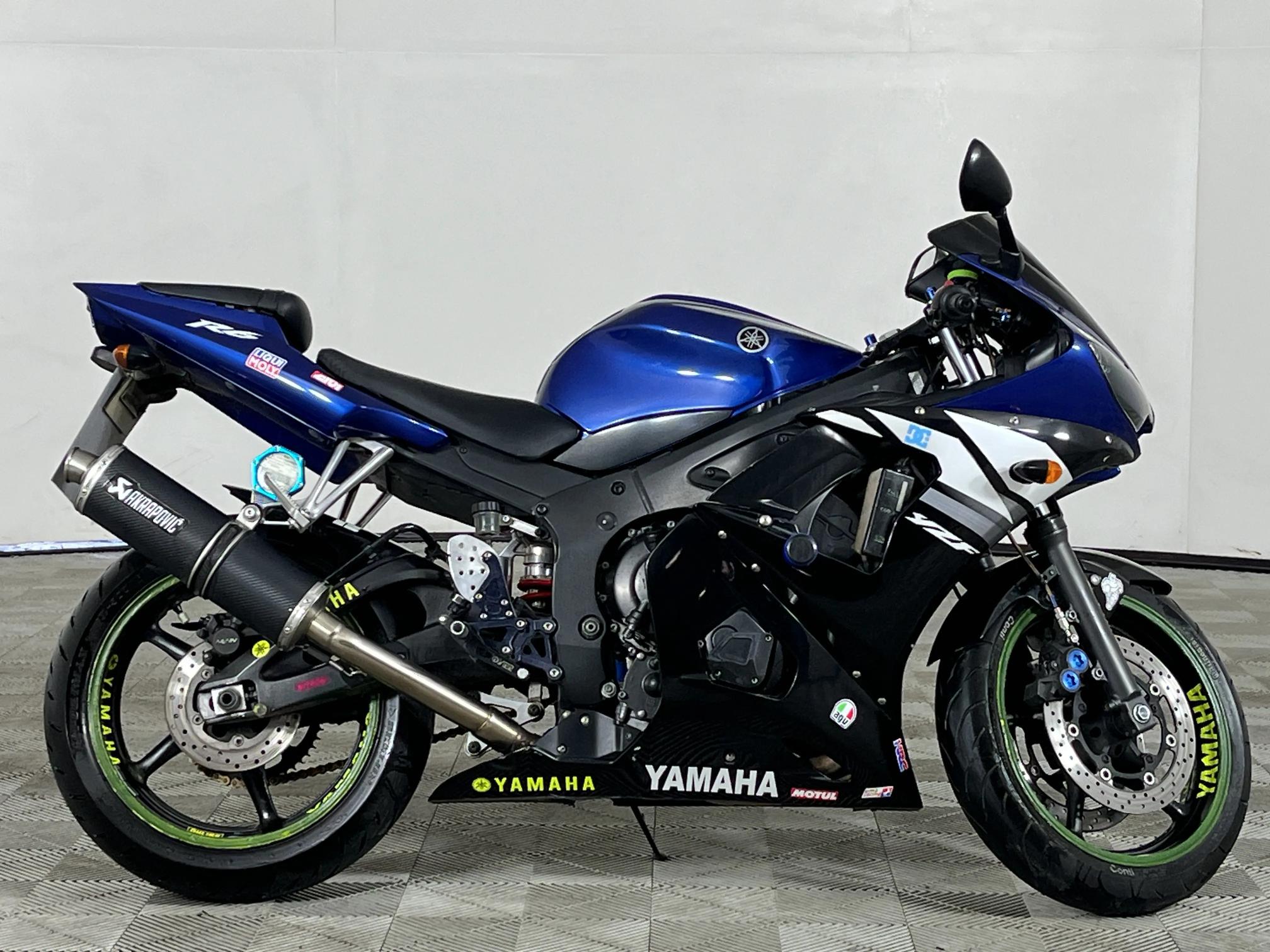 Used 2011 Yamaha YZF R6