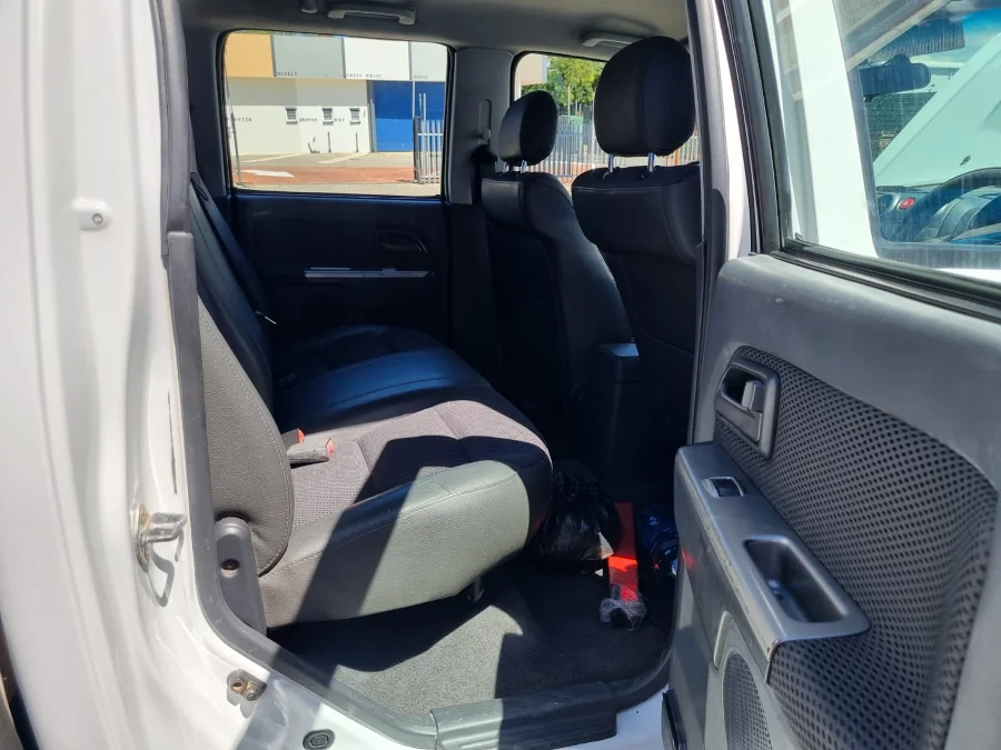 Used 2010 Isuzu D-Max 300 3.0TD 4x4 LX - Carbase Auto
