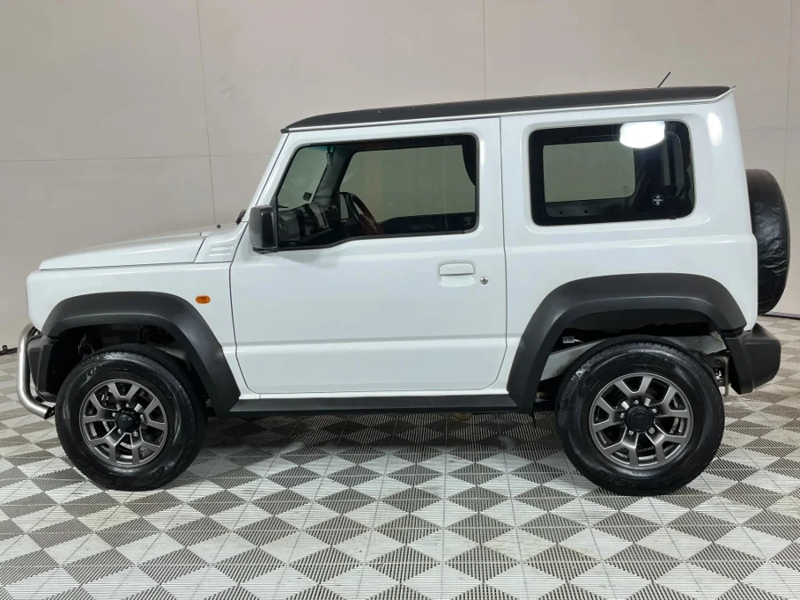 Used 2021 Suzuki Jimny 1.5 GLX AllGrip 3-door manual - WeBuyCars Midstream