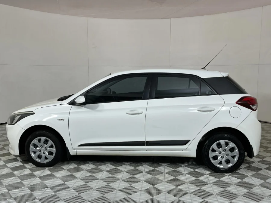 Used 2016 Hyundai i20 1.2 Motion - WeBuyCars JHB South Used 2016 Hyundai i20 1.2 Motion - WeBuyCars JHB South