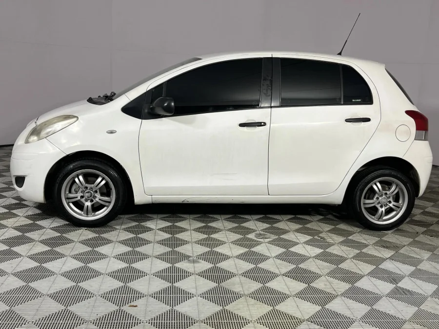 Used 2011 Toyota Yaris sedan Zen3 - WeBuyCars Lansdowne Used 2011 Toyota Yaris sedan Zen3 - WeBuyCars Lansdowne