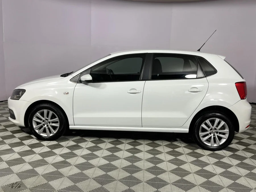 Used 2019 Volkswagen Polo Vivo hatch 1.4 Comfortline - WeBuyCars Montana