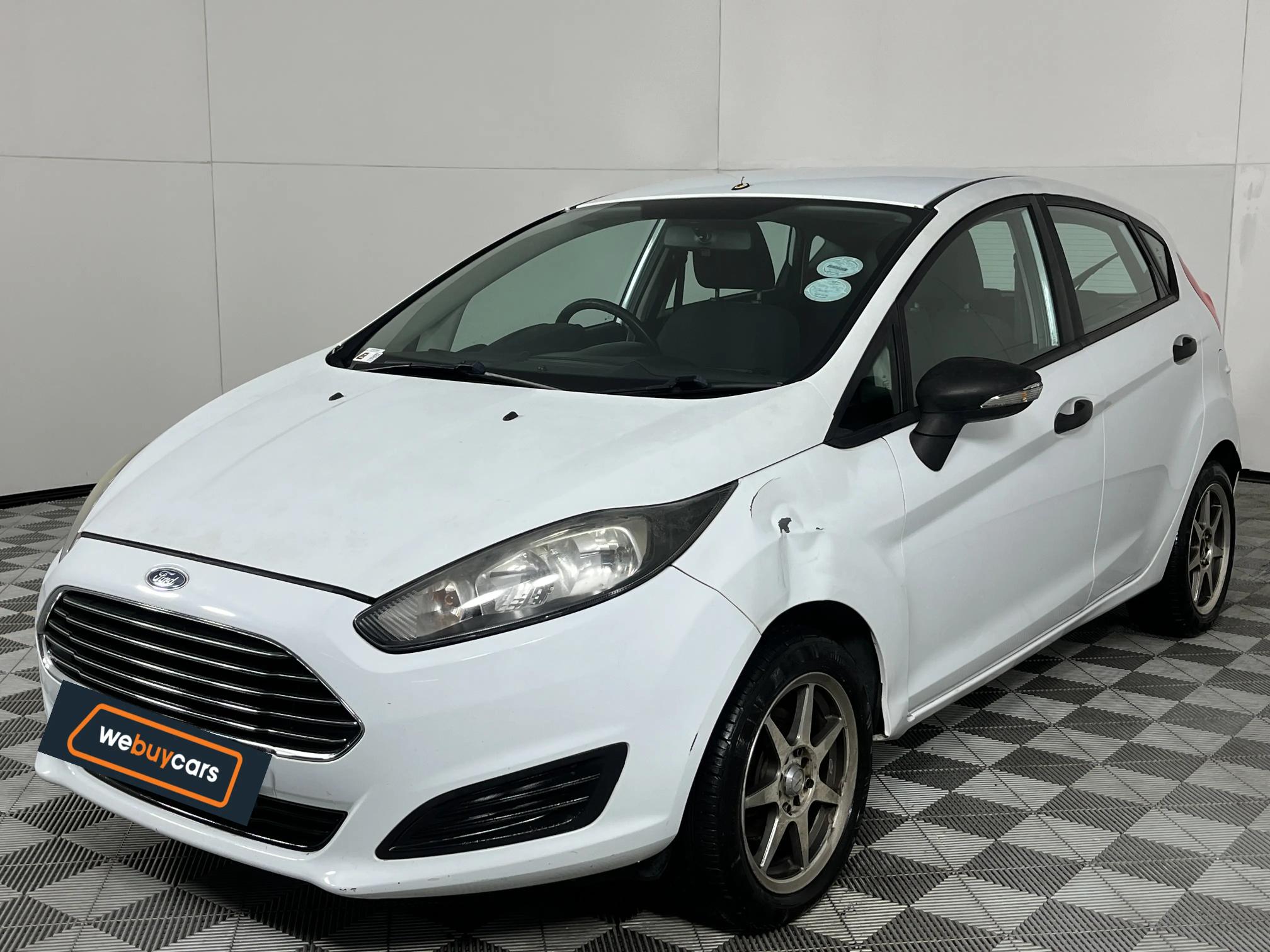 Used 2015 Ford Fiesta 5-door 1.4 Ambiente