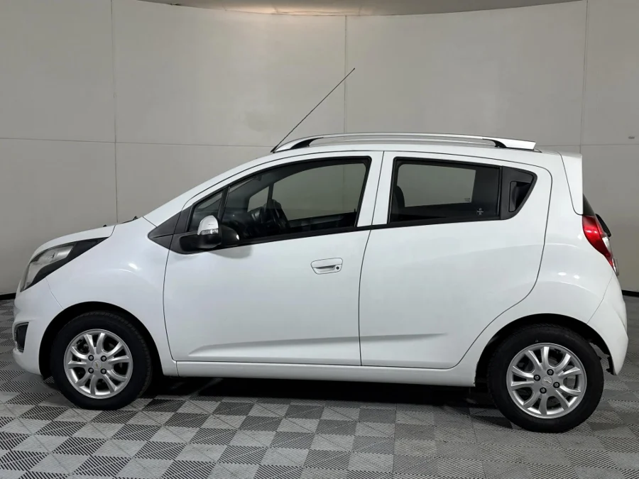 Used 2017 Chevrolet Spark 1.2 LS - WeBuyCars Midstream Used 2017 Chevrolet Spark 1.2 LS - WeBuyCars Midstream