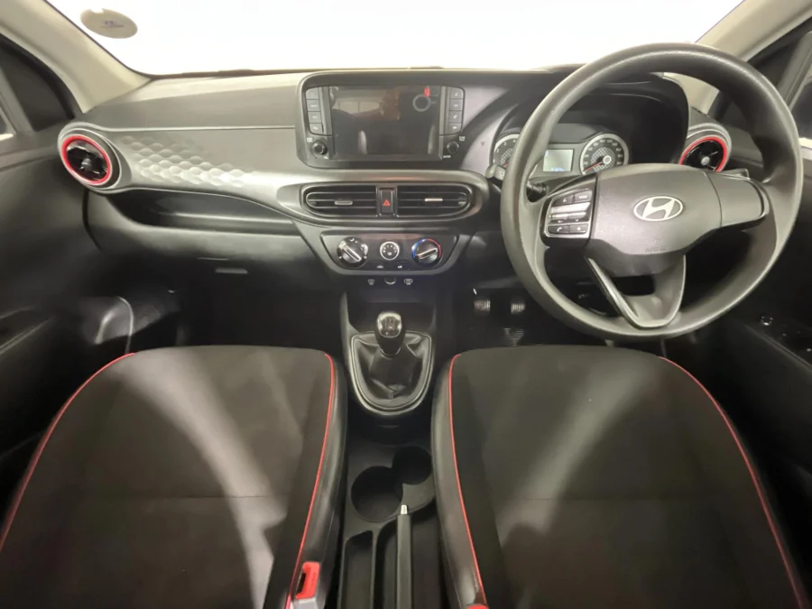 Used 2025 Hyundai Grand i10 1.0 Premium hatch - WeBuyCars The Dome Used 2025 Hyundai Grand i10 1.0 Premium hatch - WeBuyCars The Dome