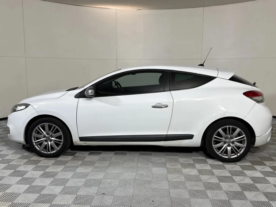 Used 2011 Renault Megane coupe 1.4TCe GT Line - WeBuyCars Midstream