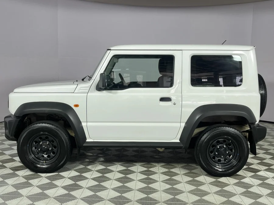 Used 2021 Suzuki Jimny 1.5 GA AllGrip 3-door - WeBuyCars Montana