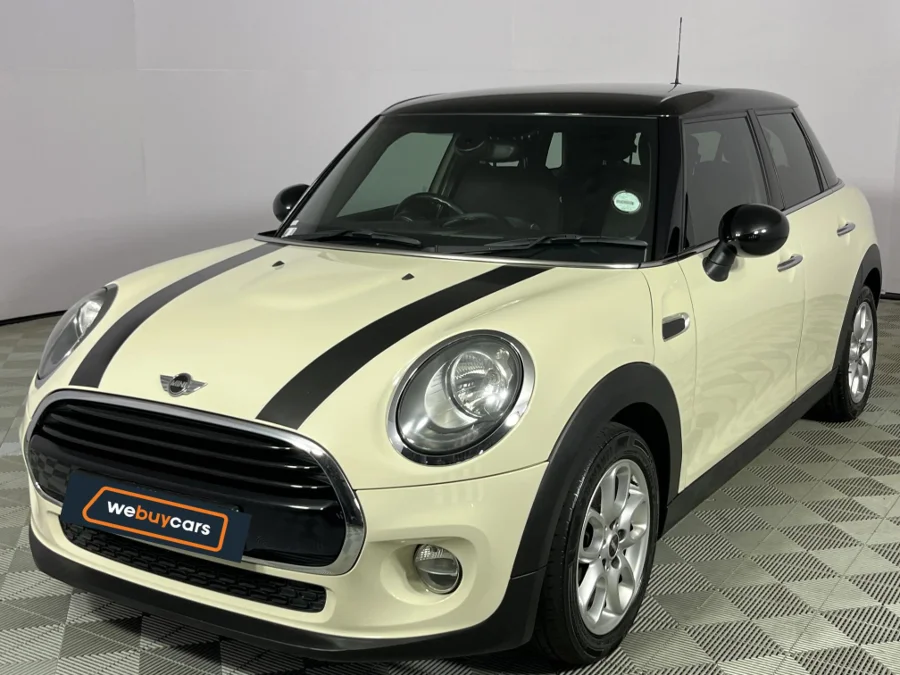 Used 2015 MINI Hatch Cooper Hatch 5-door Seven 7 auto - WeBuyCars Midstream Used 2015 MINI Hatch Cooper Hatch 5-door Seven 7 auto - WeBuyCars Midstream