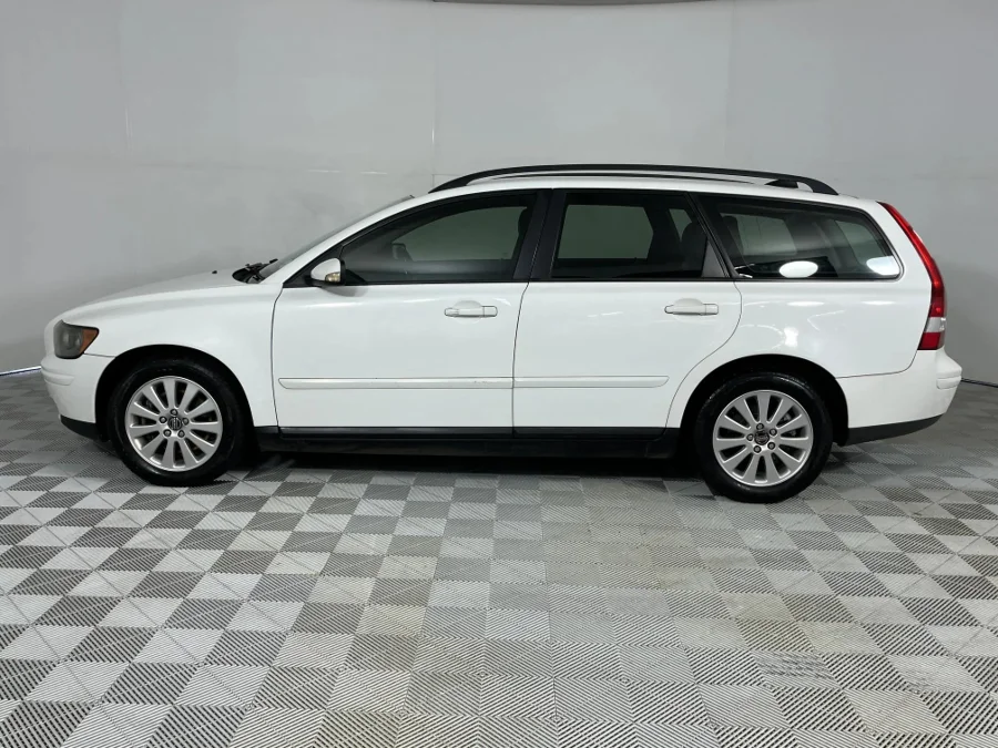 Used 2006 Volvo V50 2.4i - WeBuyCars Silverlakes