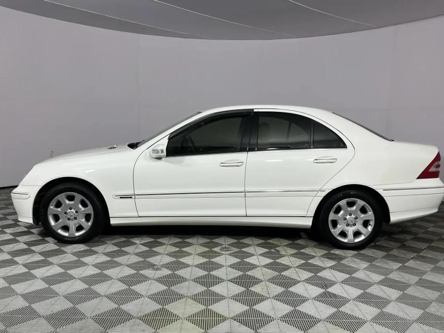 Used 2005 Mercedes-Benz C-Class C180 Kompressor Elegance Touchshift - WeBuyCars Lansdowne Used 2005 Mercedes-Benz C-Class C180 Kompressor Elegance Touchshift - WeBuyCars Lansdowne