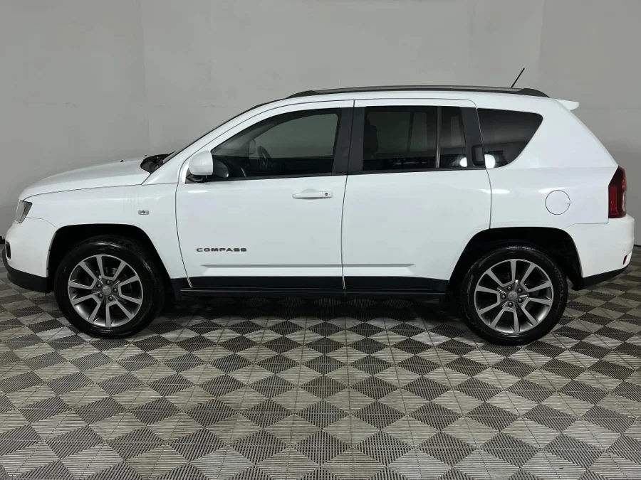 Used 2013 Jeep Compass 2.0L Limited auto - WeBuyCars George