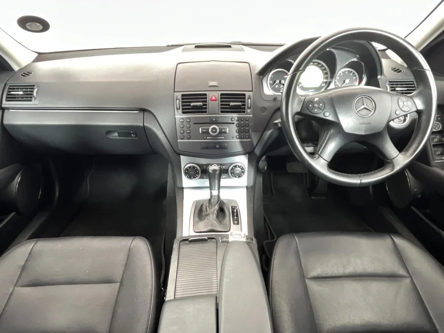 Used 2011 Mercedes-Benz C-Class C200CGI Avantgarde Touchshift - WeBuyCars Lansdowne Used 2011 Mercedes-Benz C-Class C200CGI Avantgarde Touchshift - WeBuyCars Lansdowne