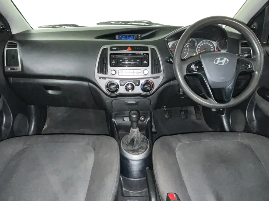 Used 2015 Hyundai i20 1.2 Motion - WeBuyCars Durban