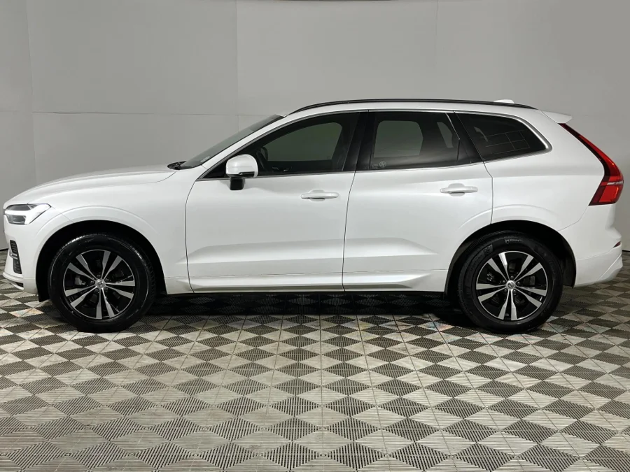 Used 2022 Volvo XC60 B5 Momentum - WeBuyCars Germiston
