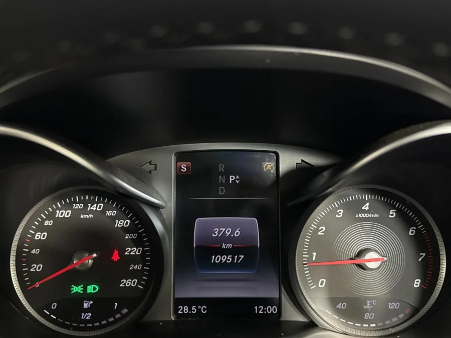 Used 2017 Mercedes-Benz C-Class C300 coupe - WeBuyCars Midstream