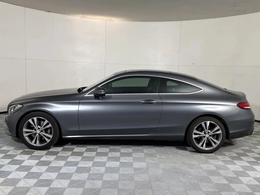 Used 2017 Mercedes-Benz C-Class C300 coupe - WeBuyCars Midstream