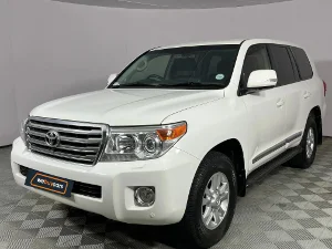 Used 2014 Toyota Land Cruiser 200 4.5D-4D V8 VX Used 2014 Toyota Land Cruiser 200 4.5D-4D V8 VX