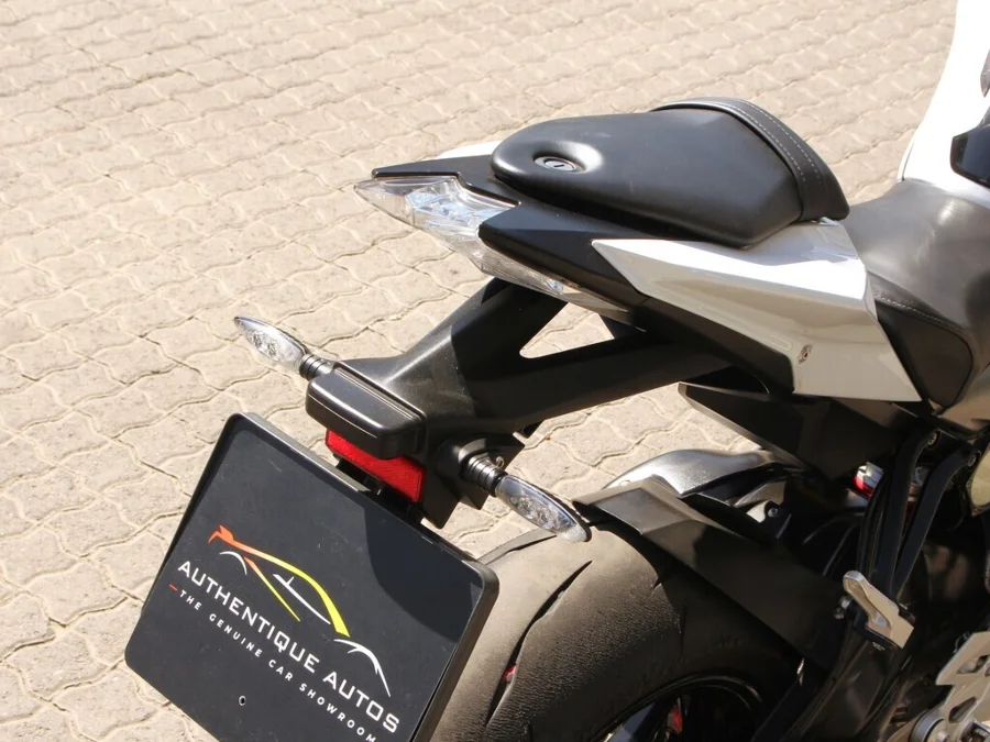 Used 2015 BMW R 100 / S 1000 / R1100-1200 S 1000 R - Authentique Autos Used 2015 BMW R 100 / S 1000 / R1100-1200 S 1000 R - Authentique Autos