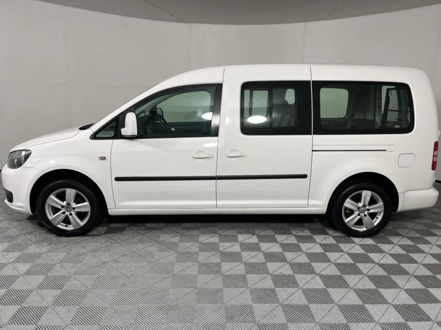 Used 2013 Volkswagen Caddy Maxi 2.0TDI Trendline auto - WeBuyCars The Dome