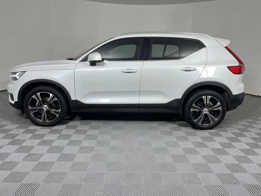 Used 2018 Volvo XC40 T3 Inscription - WeBuyCars The Dome