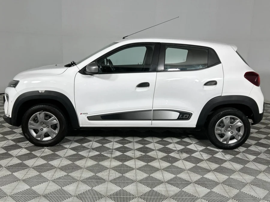 Used 2019 Renault Kwid 1.0 Zen auto - WeBuyCars Lansdowne Used 2019 Renault Kwid 1.0 Zen auto - WeBuyCars Lansdowne