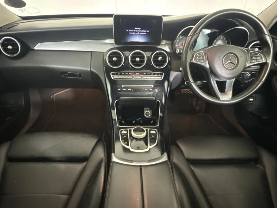Used 2017 Mercedes-Benz C-Class C180 Avantgarde auto - WeBuyCars The Dome