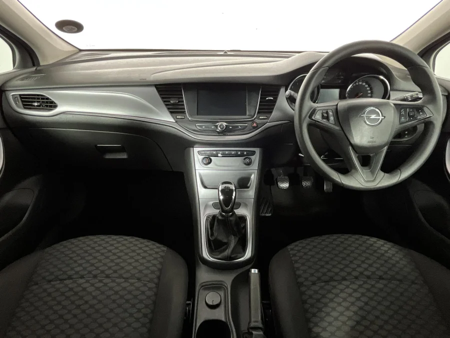 Used 2017 Opel Astra hatch 1.0T - WeBuyCars Vereeniging