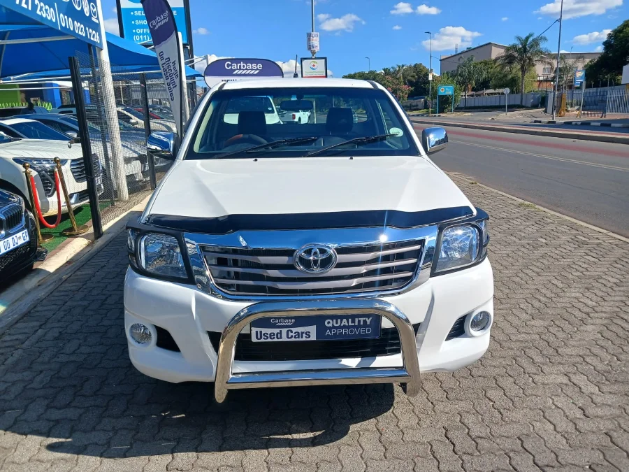 Used 2010 Toyota Hilux 2.5D-4D SRX - Carbase Auto